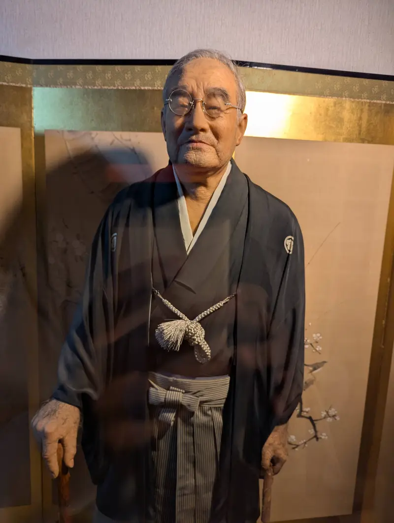 ろう人形美術館03